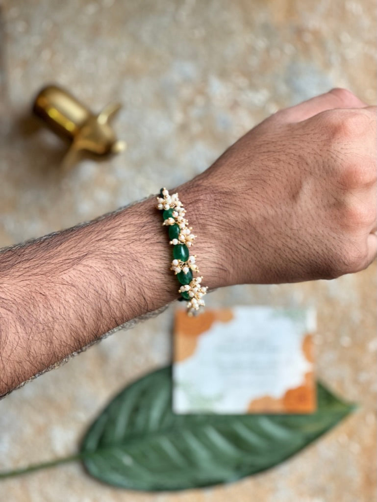 Kuldeep Emerald and Pearl line rakhi