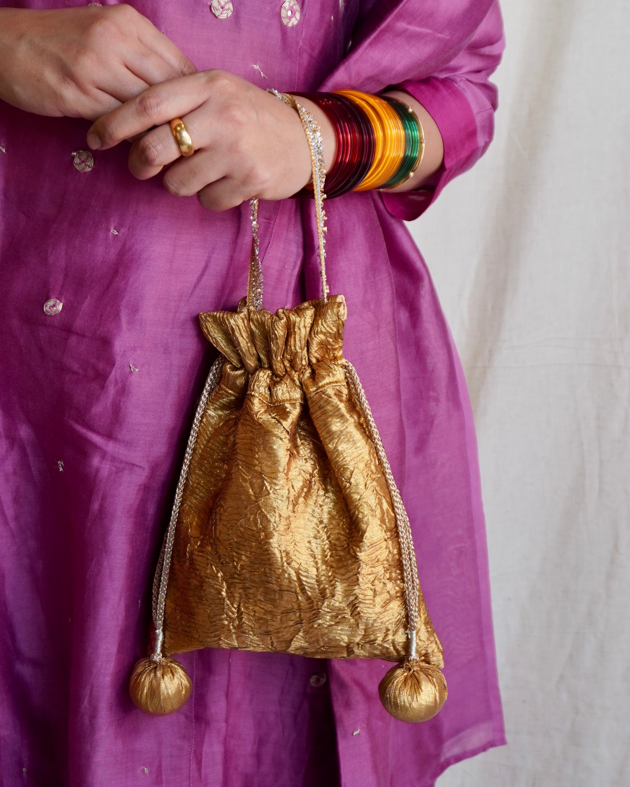 Nisha Gota Potli Bags set